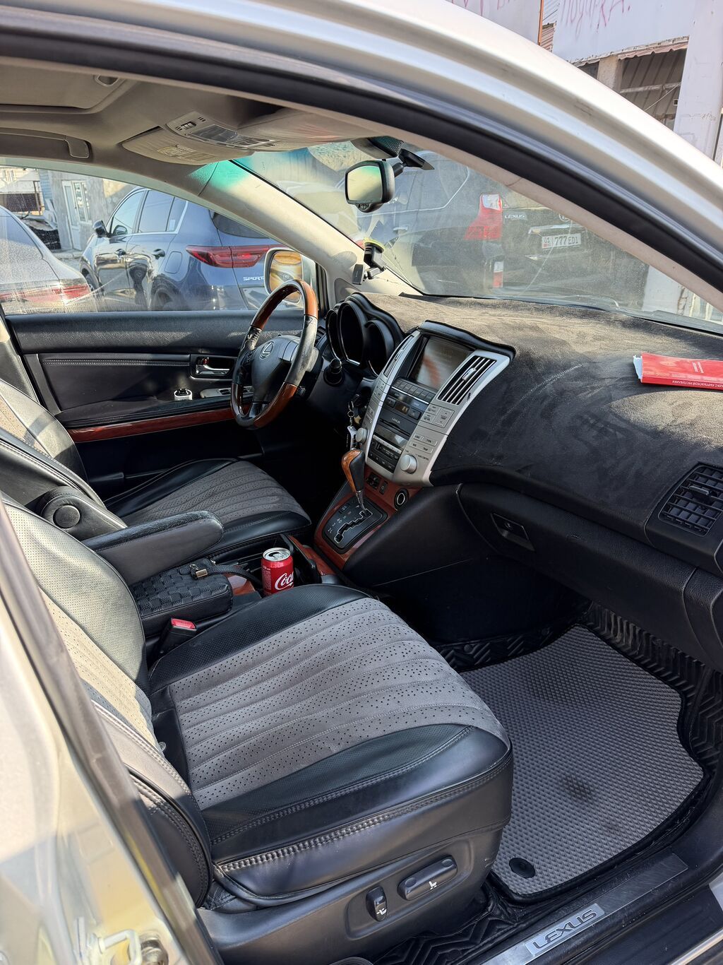 Lexus RX: 2005 г., 3.3 л, Автомат, Бензин, Кроссовер: фото 6