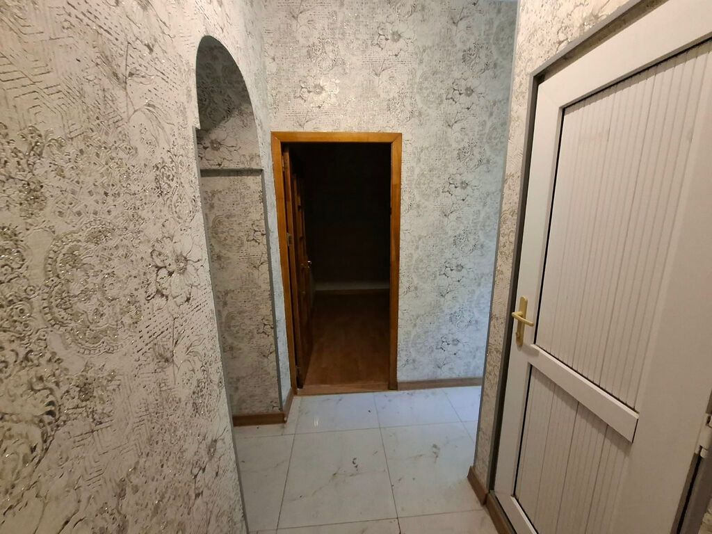 Bakı, 3 otaqlı, Köhnə tikili, 75 kv. m
