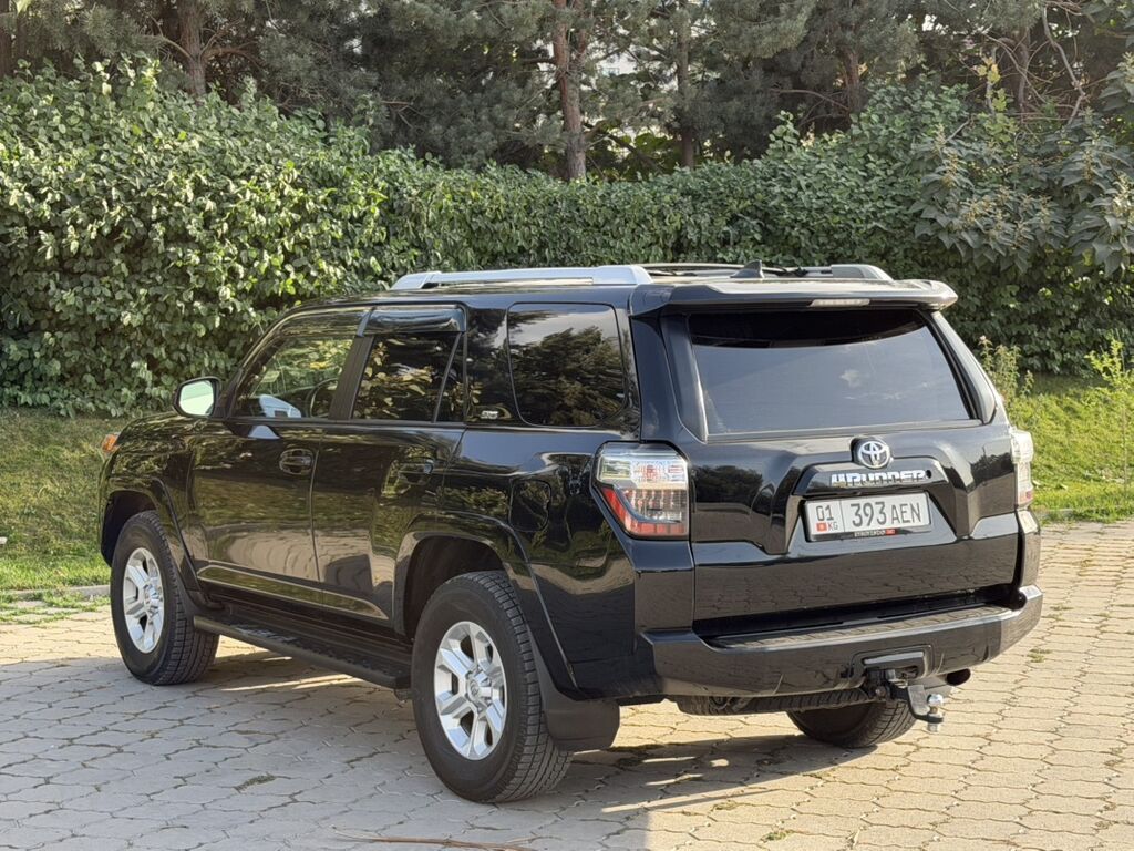 Toyota 4Runner: 2018 г., 4 л, Автомат, Бензин, Внедорожник: фото 5