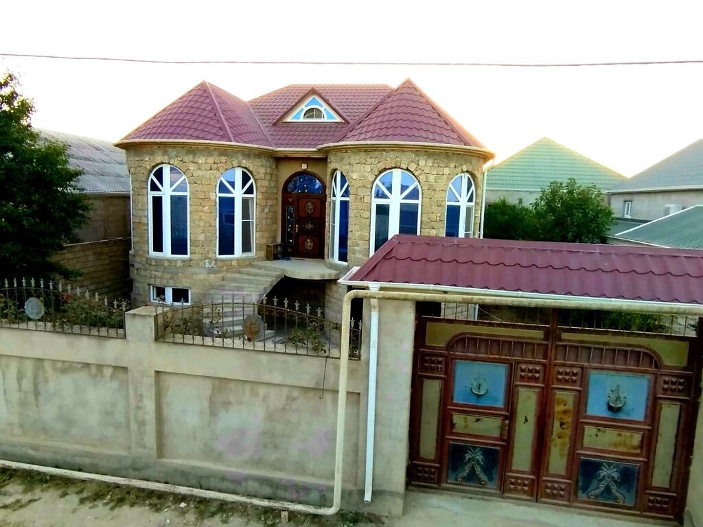 6 otaqlı, 140 kv. m, Yeni təmirli