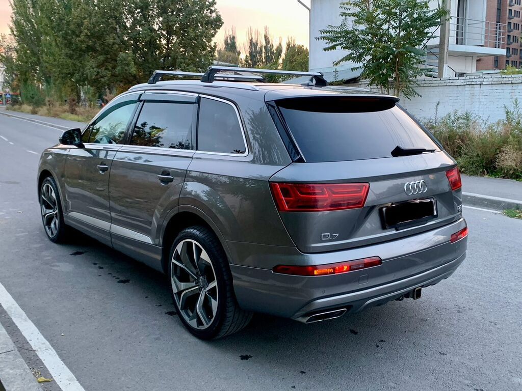 Audi Q7: 2018 г., 3 л, Автомат, Бензин, Кроссовер: фото 3