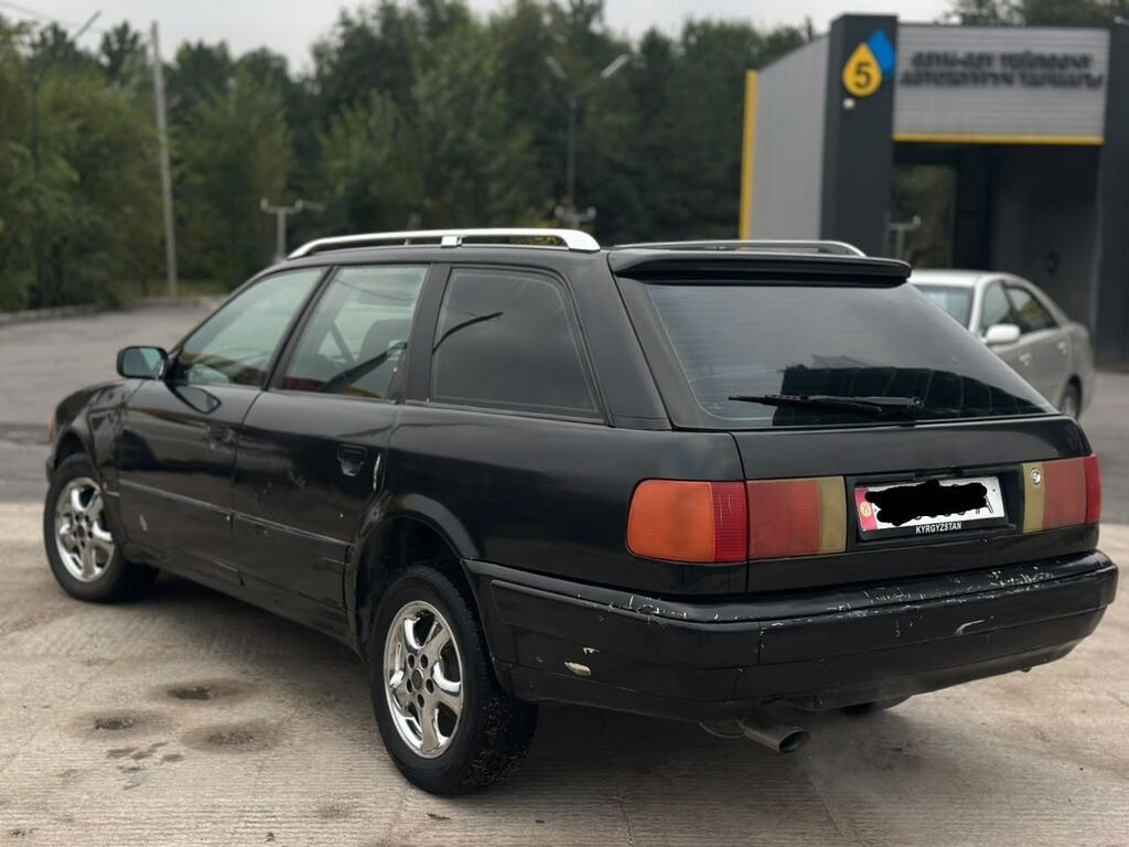 Audi A6: 1994 г., 2 л, Механика, Бензин, Универсал: фото 4