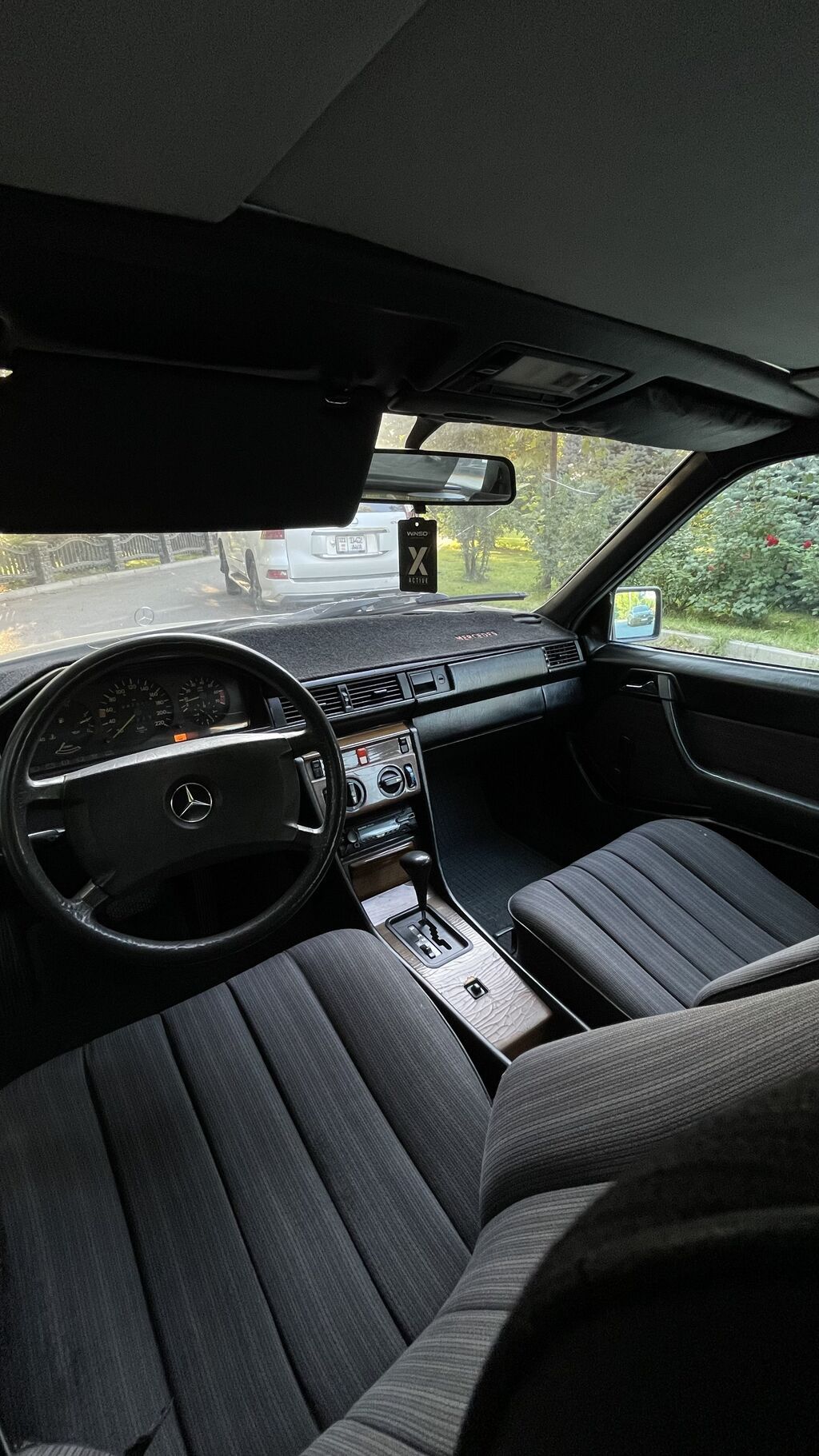 Mercedes-Benz E-Class: 1988 г., 2.3 л, Автомат, Бензин, Седан: фото 7