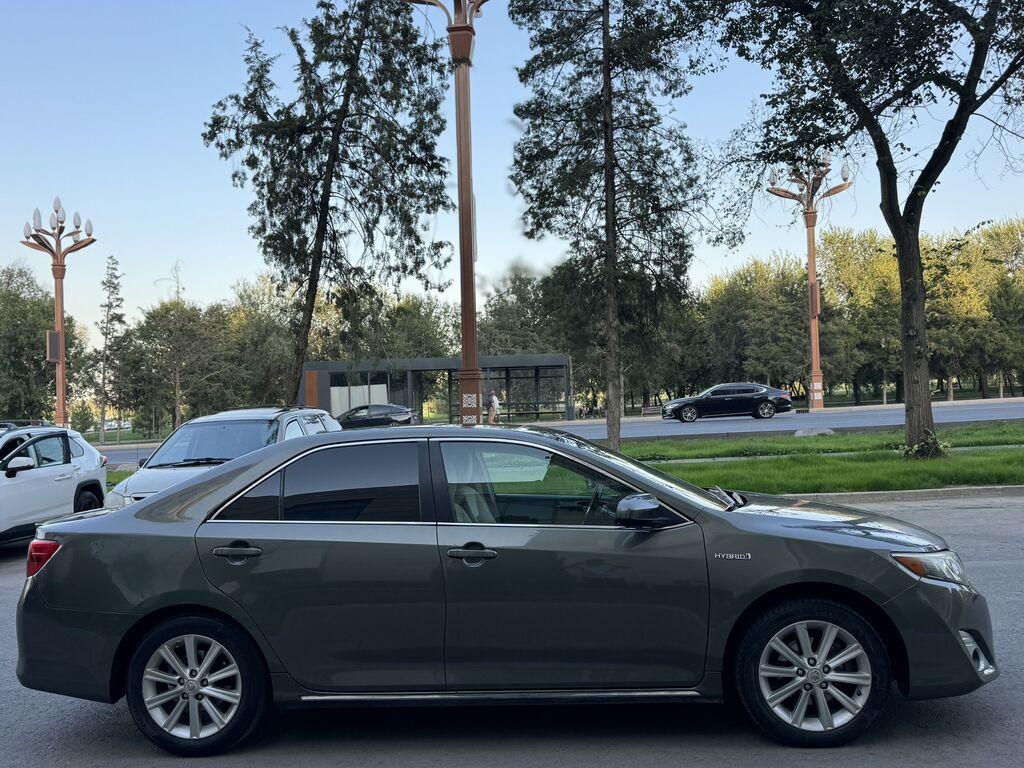 Toyota Camry: 2012 г., 2.5 л, Вариатор, Гибрид, Седан: фото 8