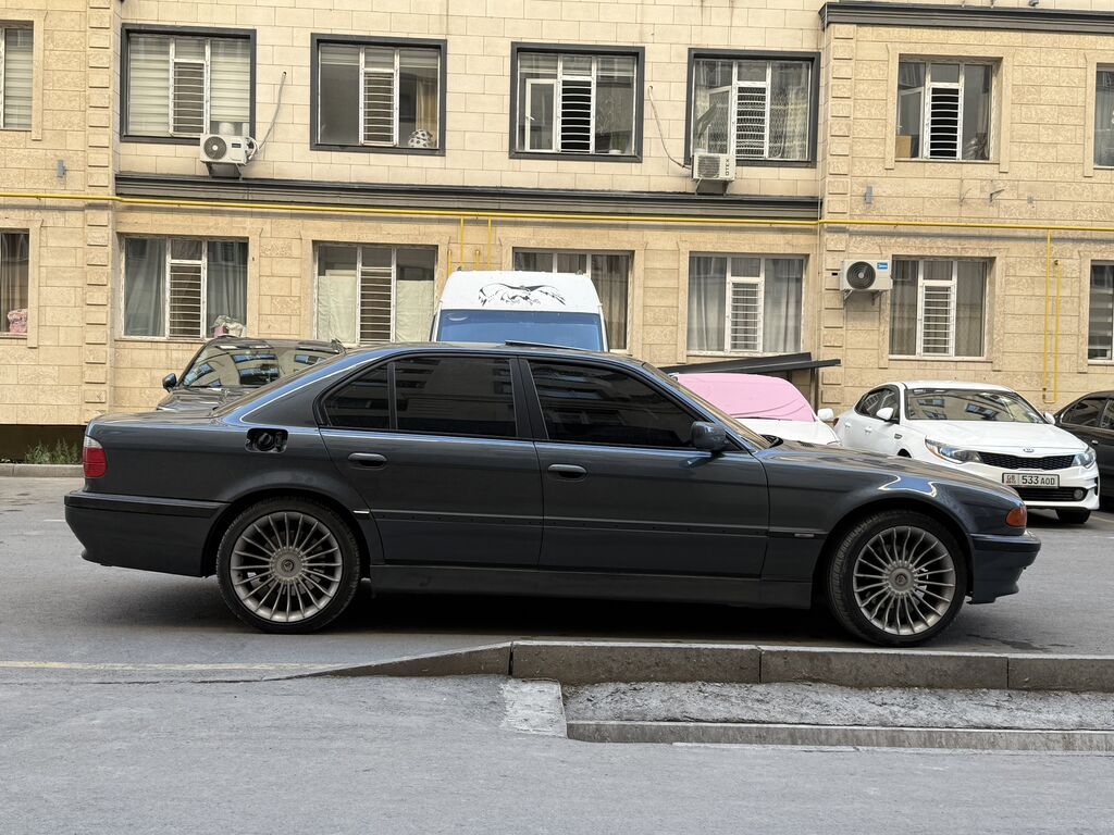 BMW 7 series: 1996 г., 3 л, Автомат, Бензин, Седан: фото 4
