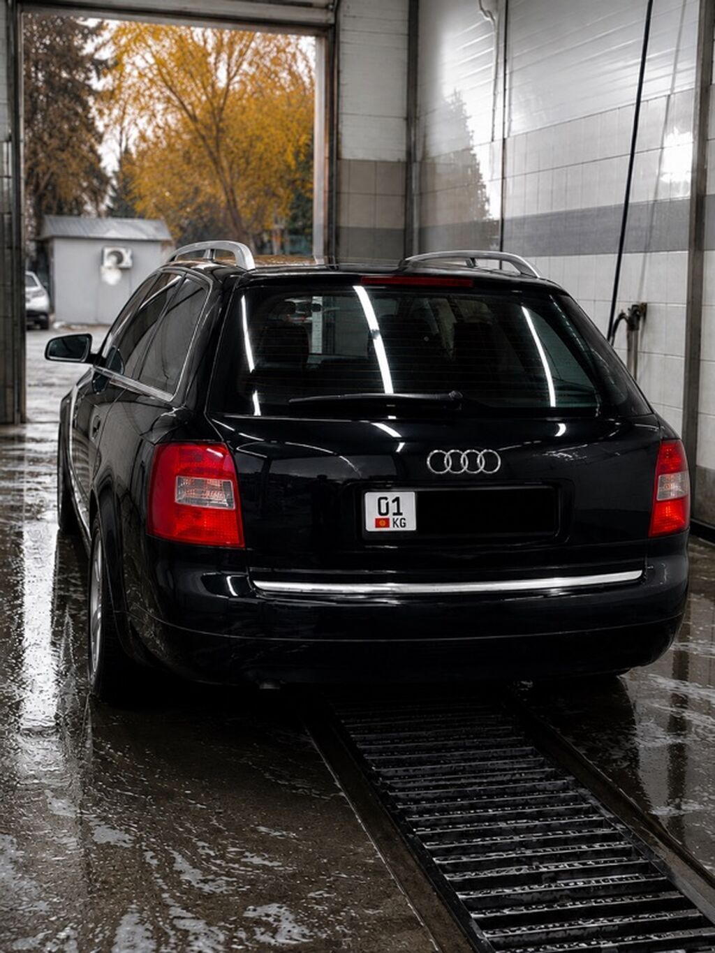 Audi A4: 2002 г., 2.5 л, Вариатор, Дизель, Универсал: фото 4