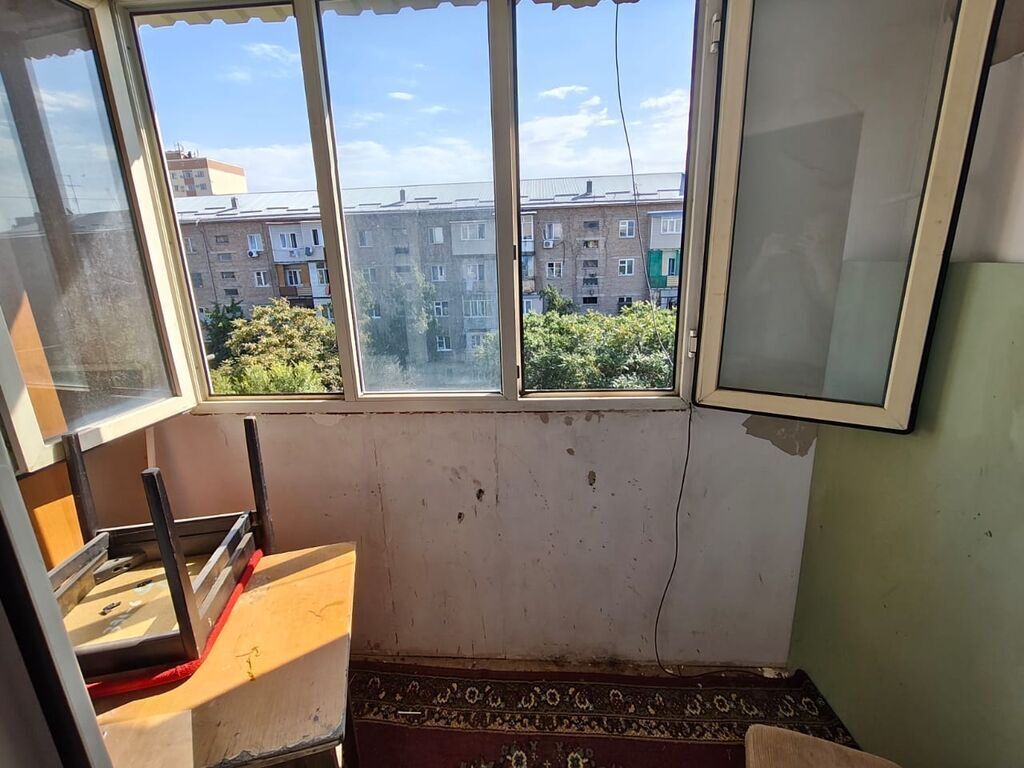 3 комнаты, 60 м², 5 мкр Индивидуалка, 5 этаж, Старый ремонт: фото 5