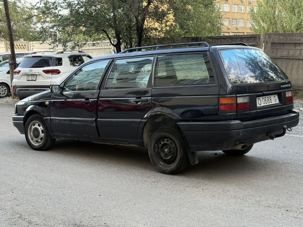Volkswagen Passat Variant: 1990 г., 1.8 л, Механика, Бензин, Универсал: фото 6