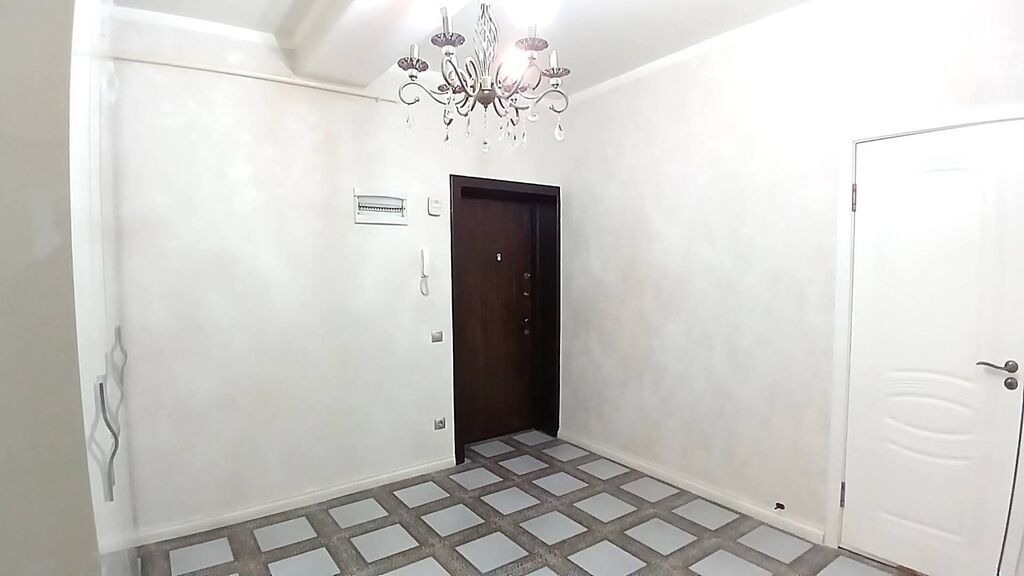 3 комнаты, 100 м², Золотой квадрат Элитка, 2 этаж, Евроремонт: фото 8
