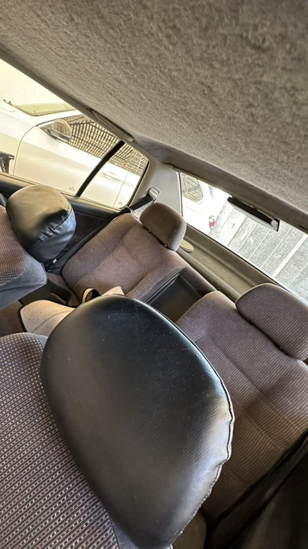 Volkswagen Vento: 1997 г., 1.6 л, Механика, Бензин, Седан: фото 5