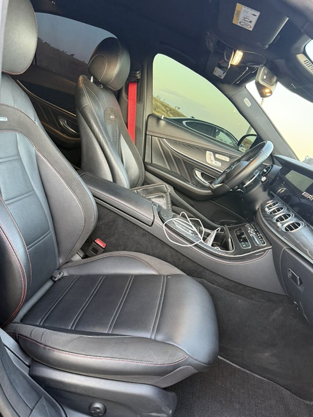 Mercedes-Benz E-класс AMG: 2022 г., 3 л, Гибрид, Седан: фото 7
