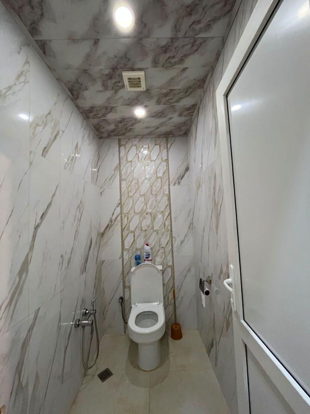 2 otaqlı, Yeni tikili, 85 kv. m