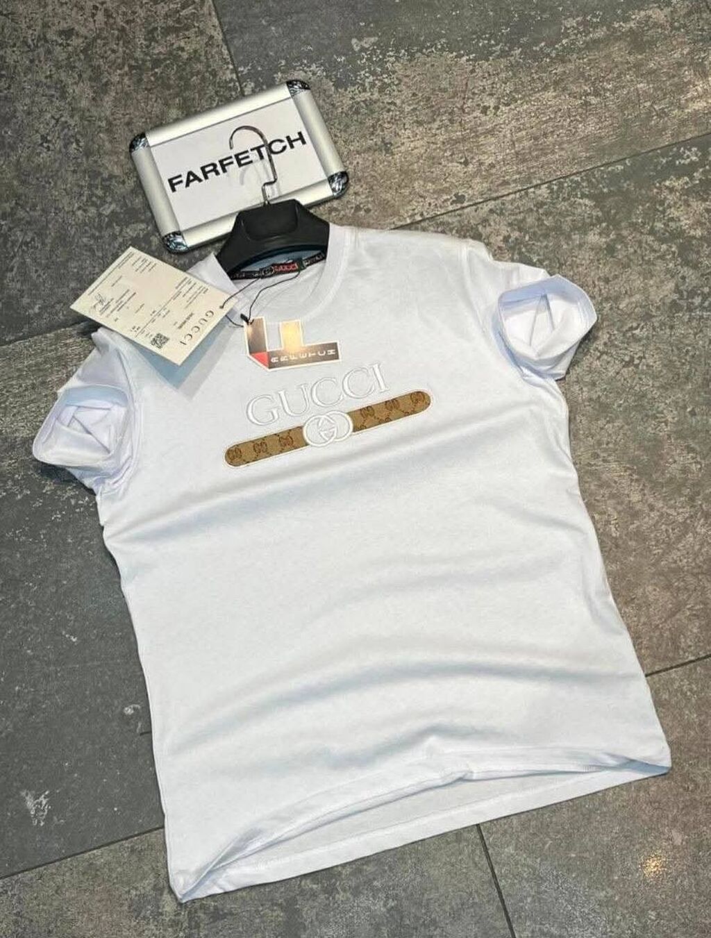 Majice: Muške brendirane majice
Uvoz Turska
s,m,l,xl,2xl