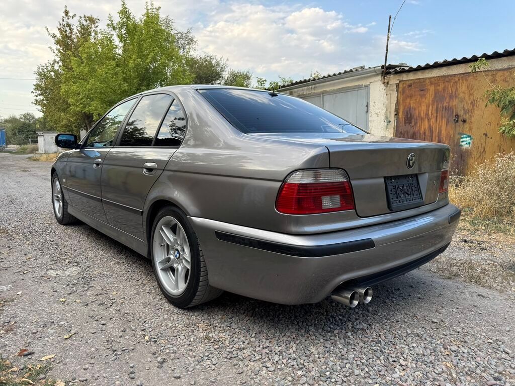 BMW 5 series: 2002 г., 2.5 л, Механика, Бензин, Седан: фото 3