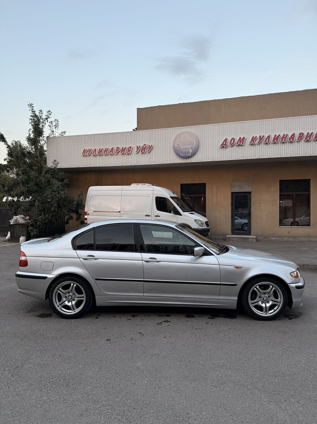 BMW 3 series: 2004 г., 2.2 л, Автомат, Бензин, Седан: фото 3
