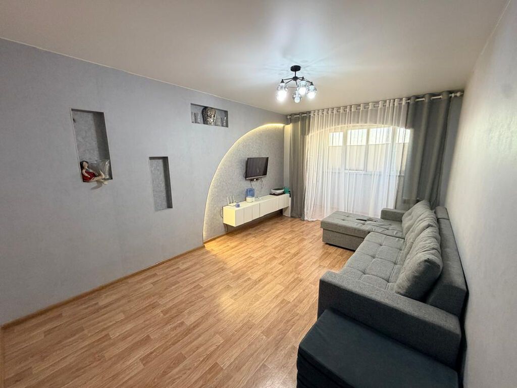 2 комнаты, 68 м², Улан-2 мкр 106 серия, 8 этаж, Евроремонт: фото 2
