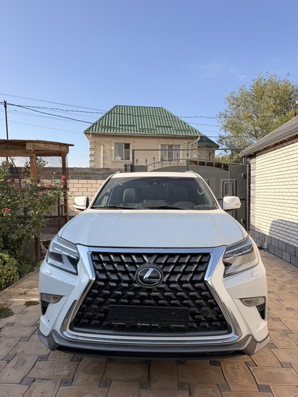 Lexus GX: 2023 г., 4.6 л, Автомат, Бензин, Внедорожник: фото 2