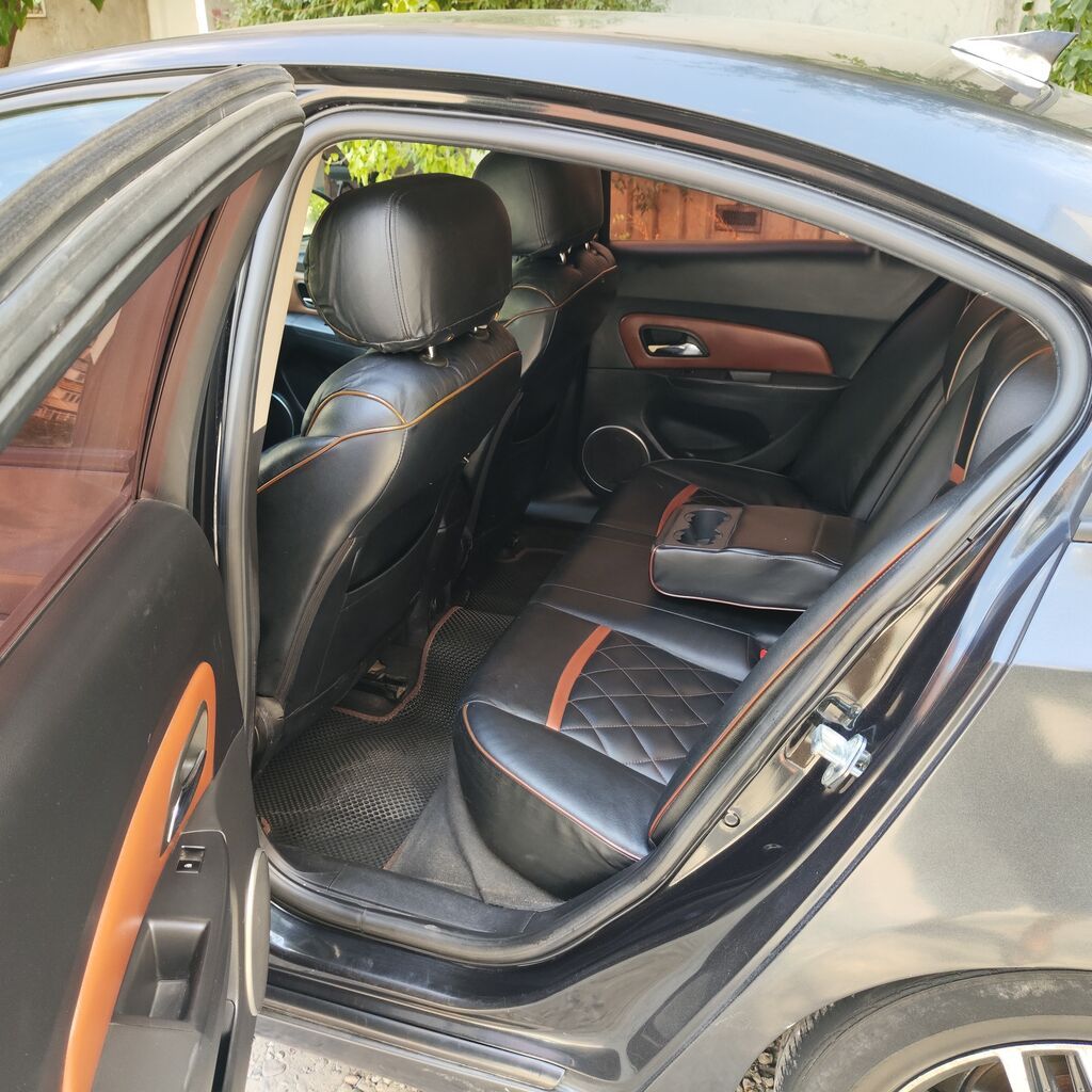 Chevrolet Cruze: 2009 г., 1.6 л, Автомат, Бензин, Седан: фото 8