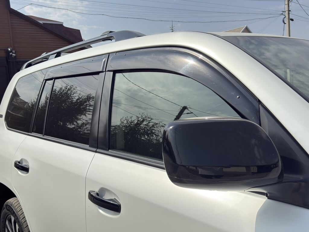 Toyota Land Cruiser: 2011 г., 4.7 л, Автомат, Бензин, Внедорожник: фото 4