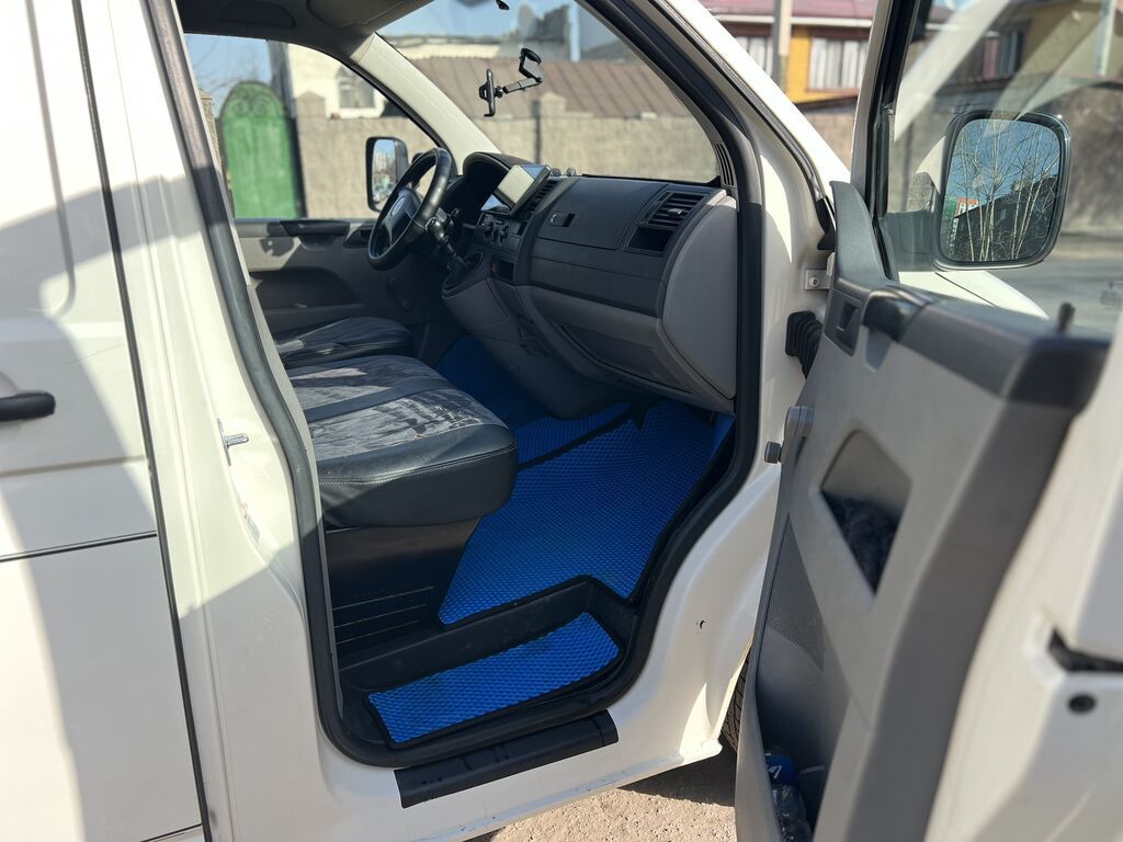 Volkswagen Transporter: 2007 г., 1.9 л, Механика, Дизель, Фургон: фото 8