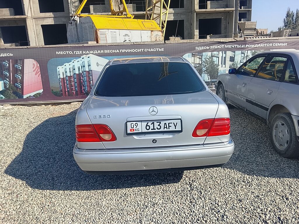 Mercedes-Benz E-Class: 1999 г., Бензин, Седан: фото 3