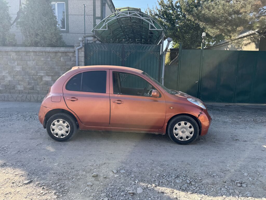Nissan March: 2003 г., 1.4 л, Автомат, Бензин, Хэтчбэк: фото 4