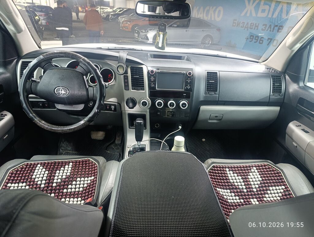 Toyota Sequoia: 2009 г., 5.7 л, Автомат, Бензин, Внедорожник: фото 5