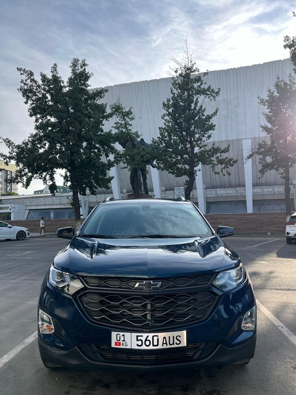 Chevrolet Equinox: 2018 г., 2 л, Автомат, Бензин, Кроссовер: фото 2