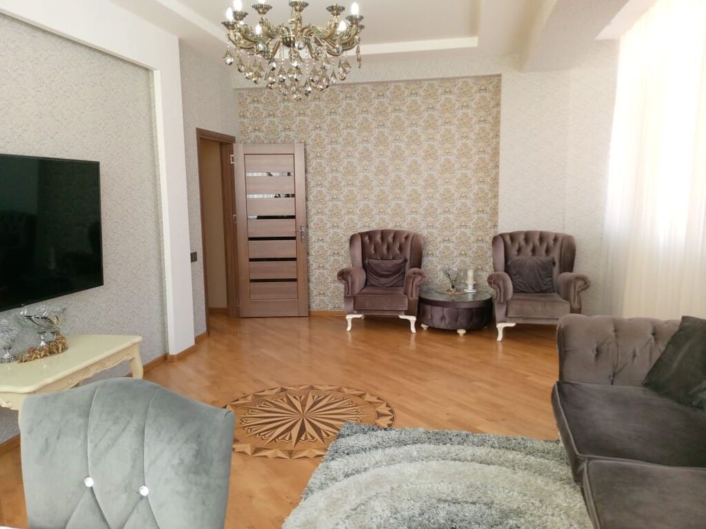 4 otaqlı, Yeni tikili, 147 kv. m