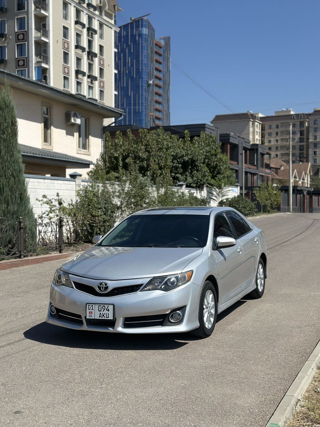 Toyota Camry: 2013 г., 2.5 л, Автомат, Бензин, Седан: фото 2