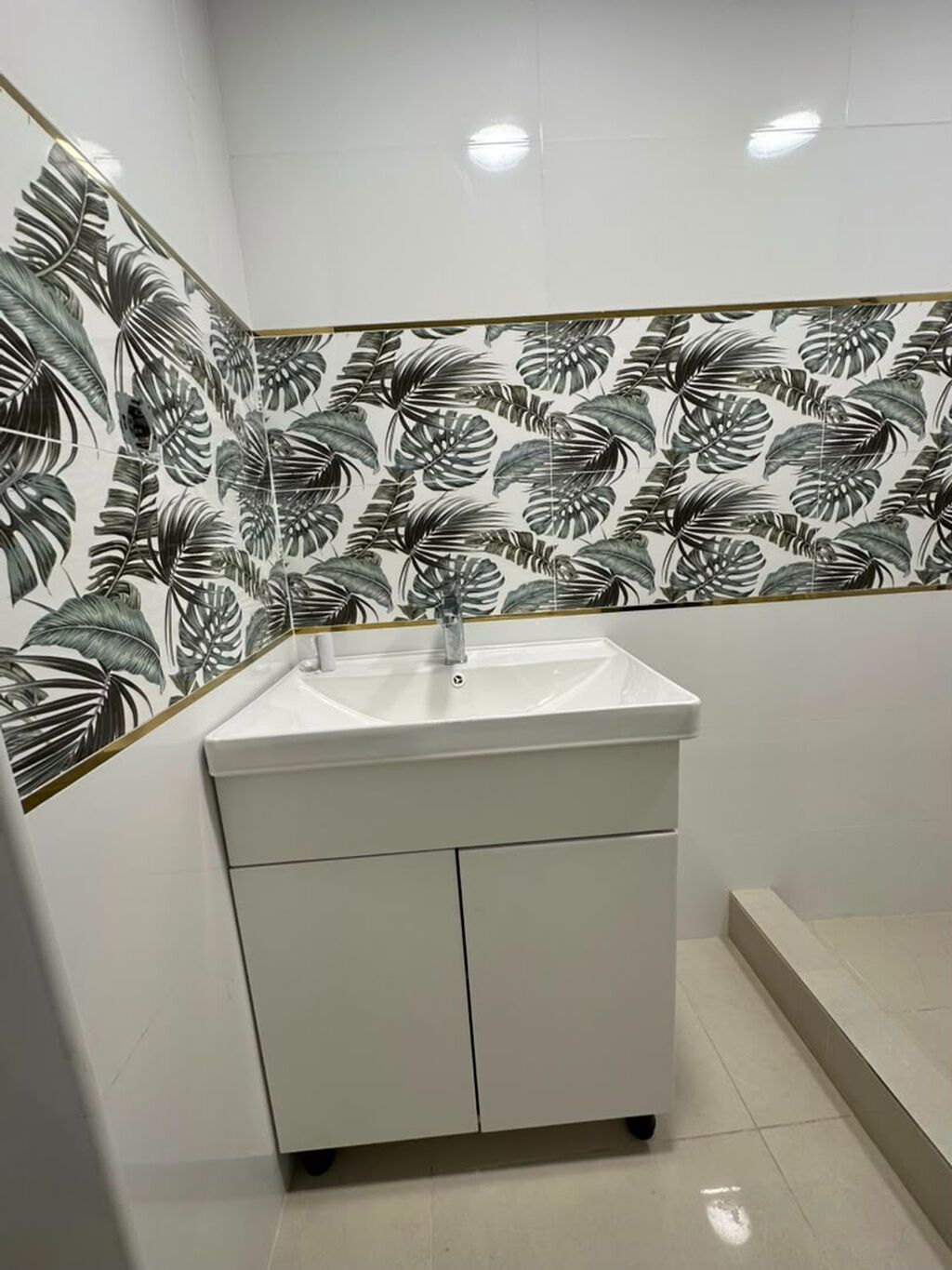 : 170 м², С ремонтом, С отдельным санузлом