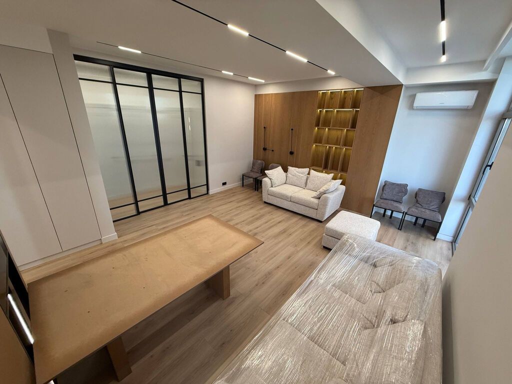 2 комнаты, 72 м², Южная Магистраль Элитка, 5 этаж, Дизайнерский ремонт: фото 4