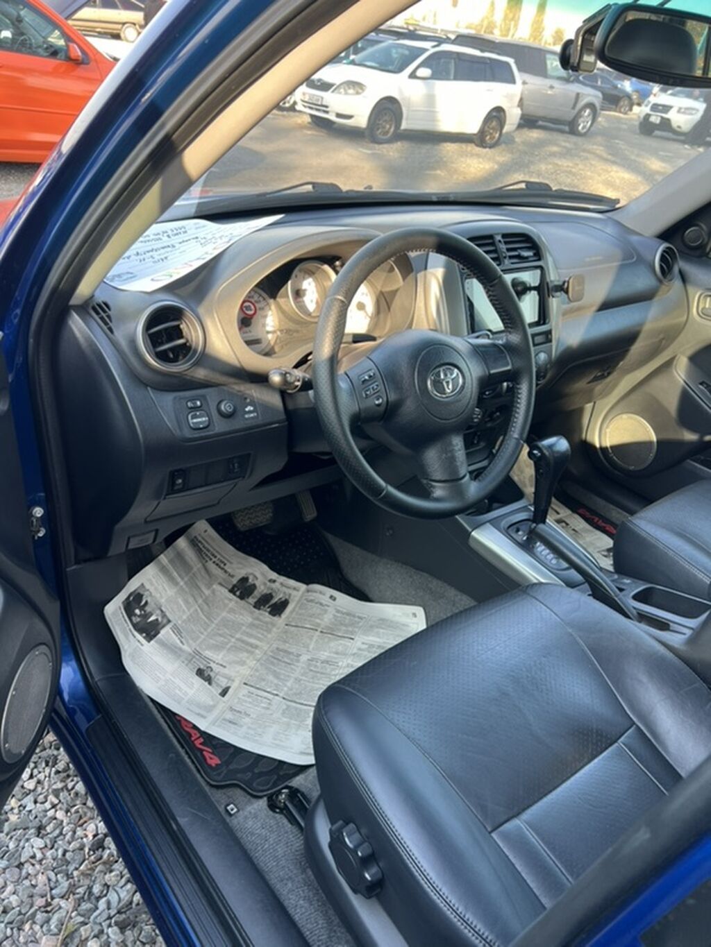 Toyota RAV4: 2004 г., 2 л, Автомат, Бензин, Кроссовер: фото 7