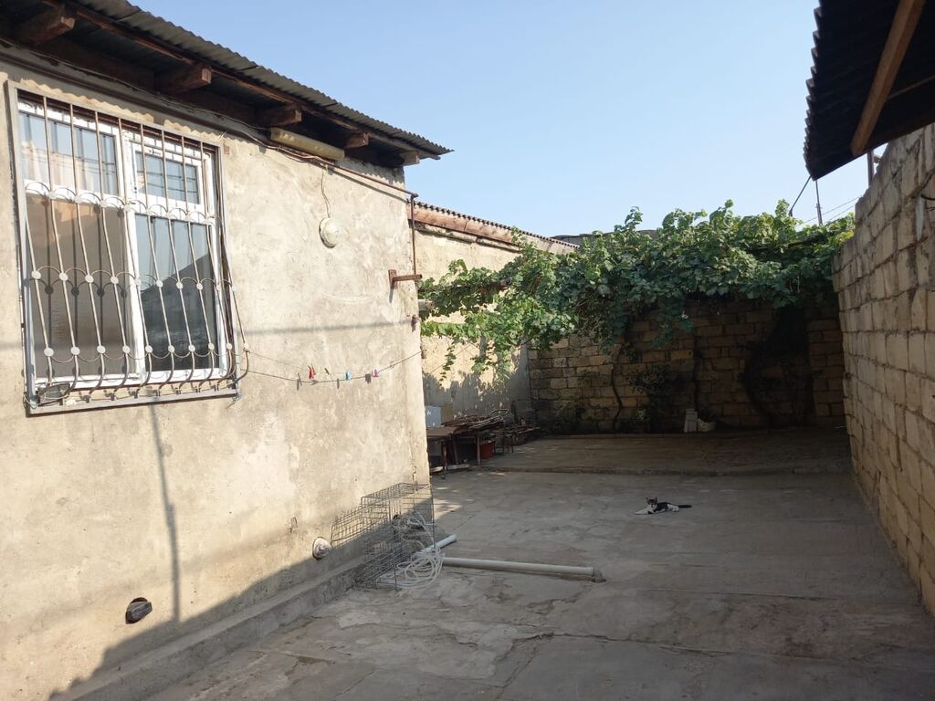 3 otaqlı, 50 kv. m, Kredit var, Təmirsiz