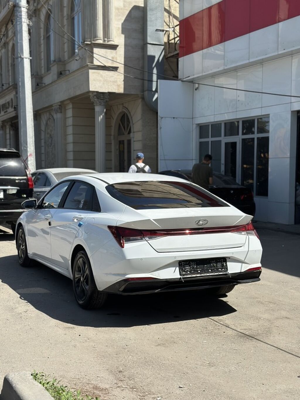 Hyundai Elantra: 2021 г., 1.6 л, Автомат, Бензин, Седан: фото 4