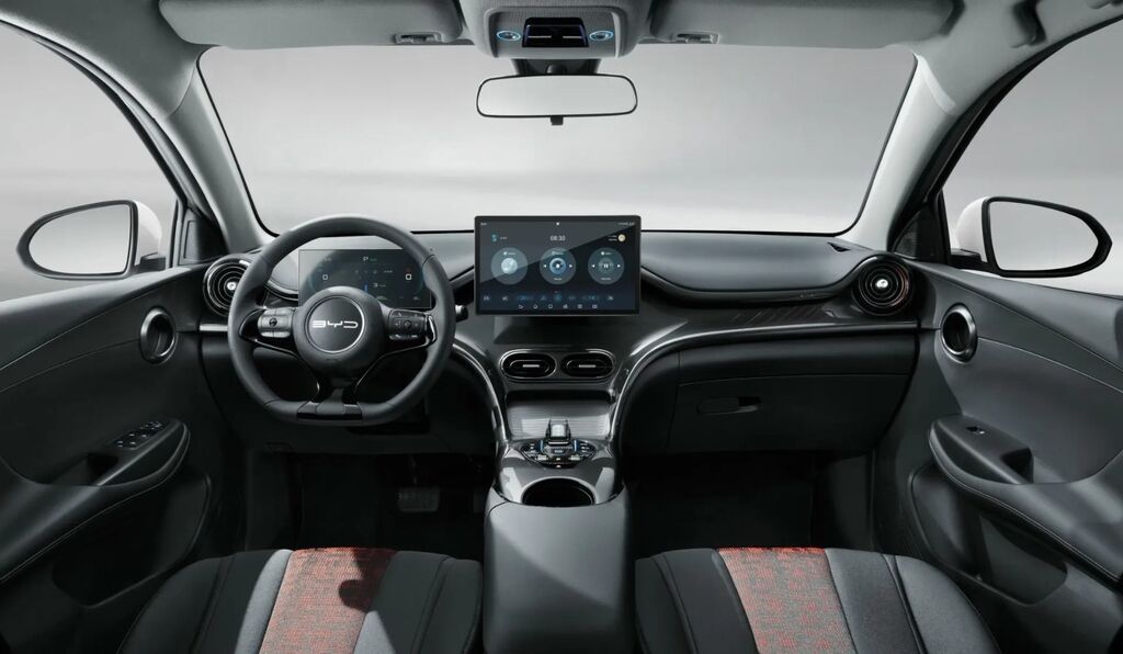 BYD : 2025 г., 0.1 л, Автомат, Электромобиль, Кроссовер: фото 2
