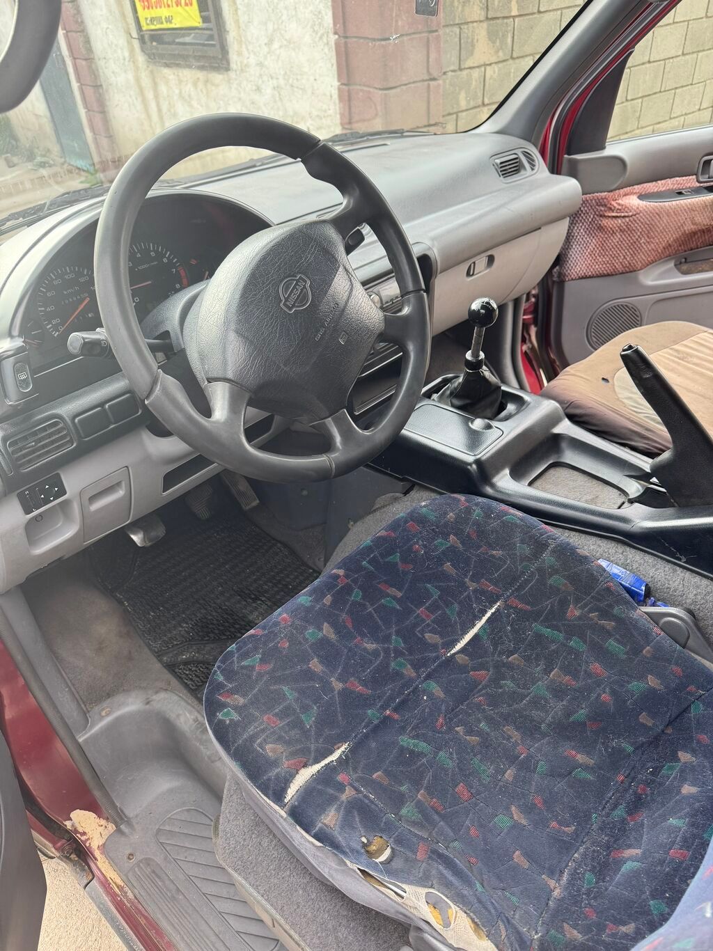 Nissan Serena: 2000 г., 1.6 л, Механика, Бензин, Минивэн: фото 4