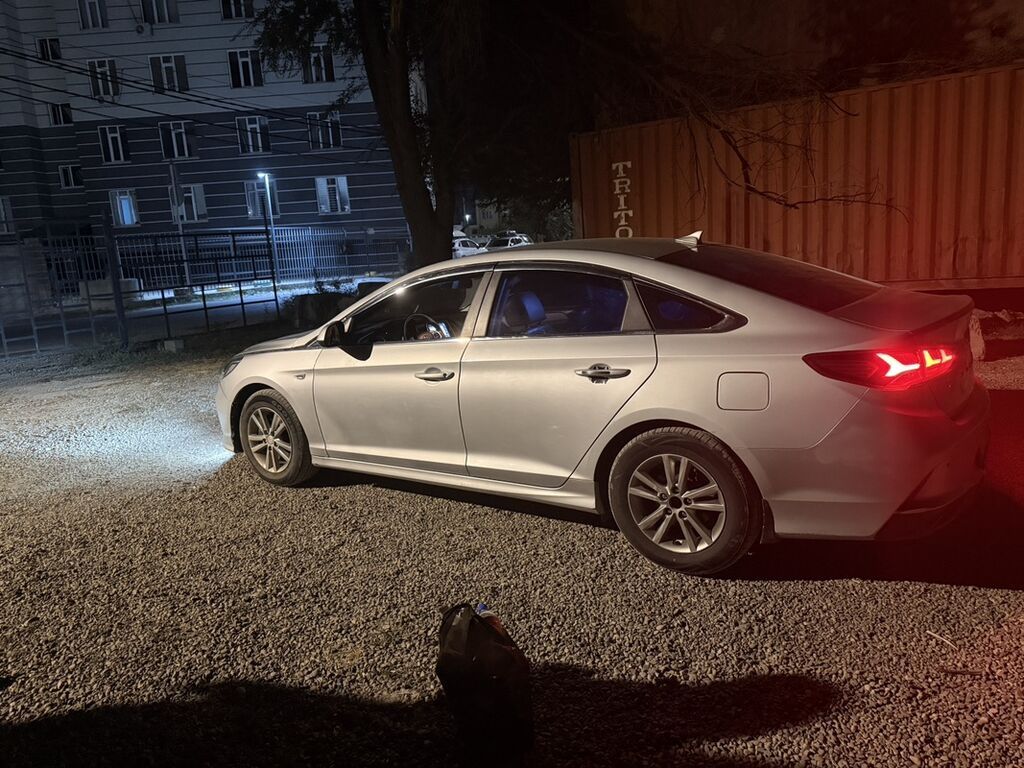 Hyundai Sonata: 2018 г., 2 л, Автомат, Газ, Седан: фото 2