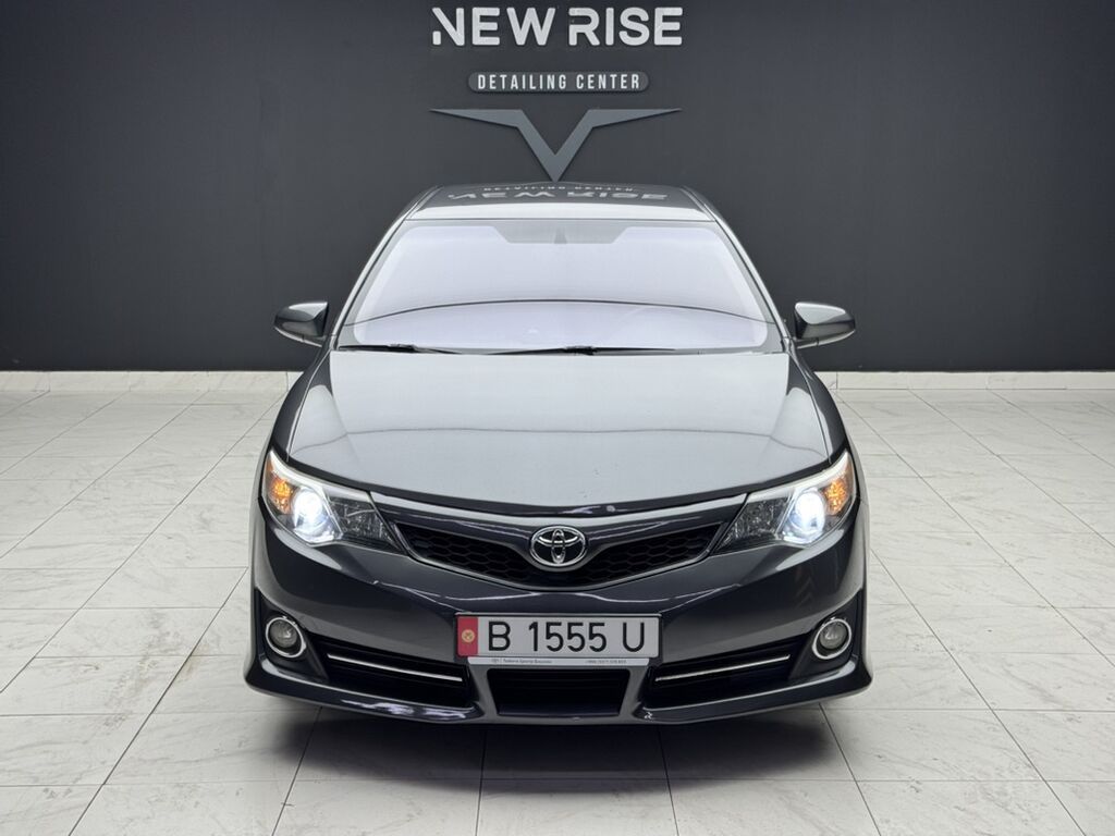 Toyota Camry: 2012 г., 2.5 л, Автомат, Бензин, Седан: фото 1