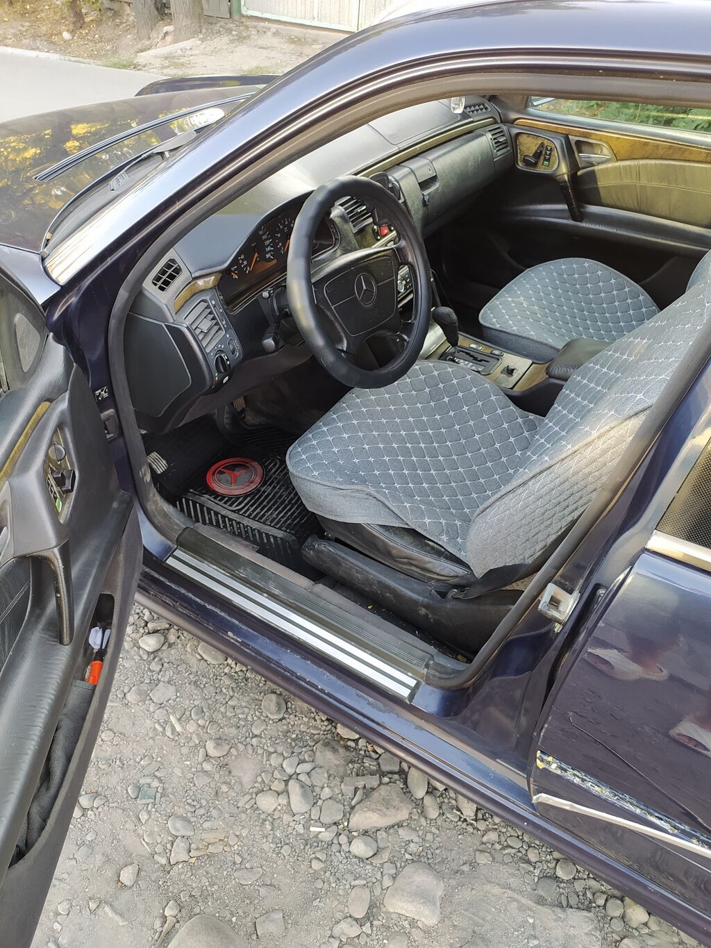 Mercedes-Benz E-Class: 1996 г., 3.2 л, Автомат, Бензин, Седан: фото 6