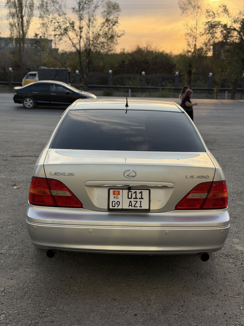 Lexus LS: 2002 г., 4.3 л, Автомат, Газ, Седан: фото 2