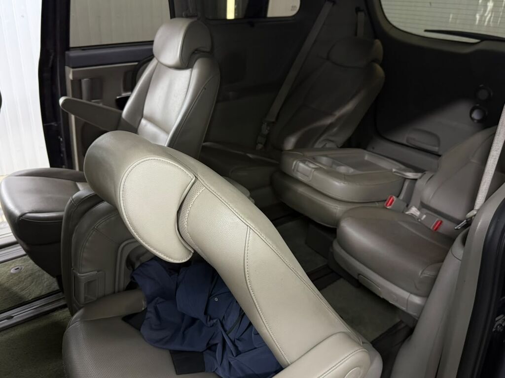Kia Carnival: 2017 г., 2.2 л, Автомат, Дизель, Минивэн: фото 6