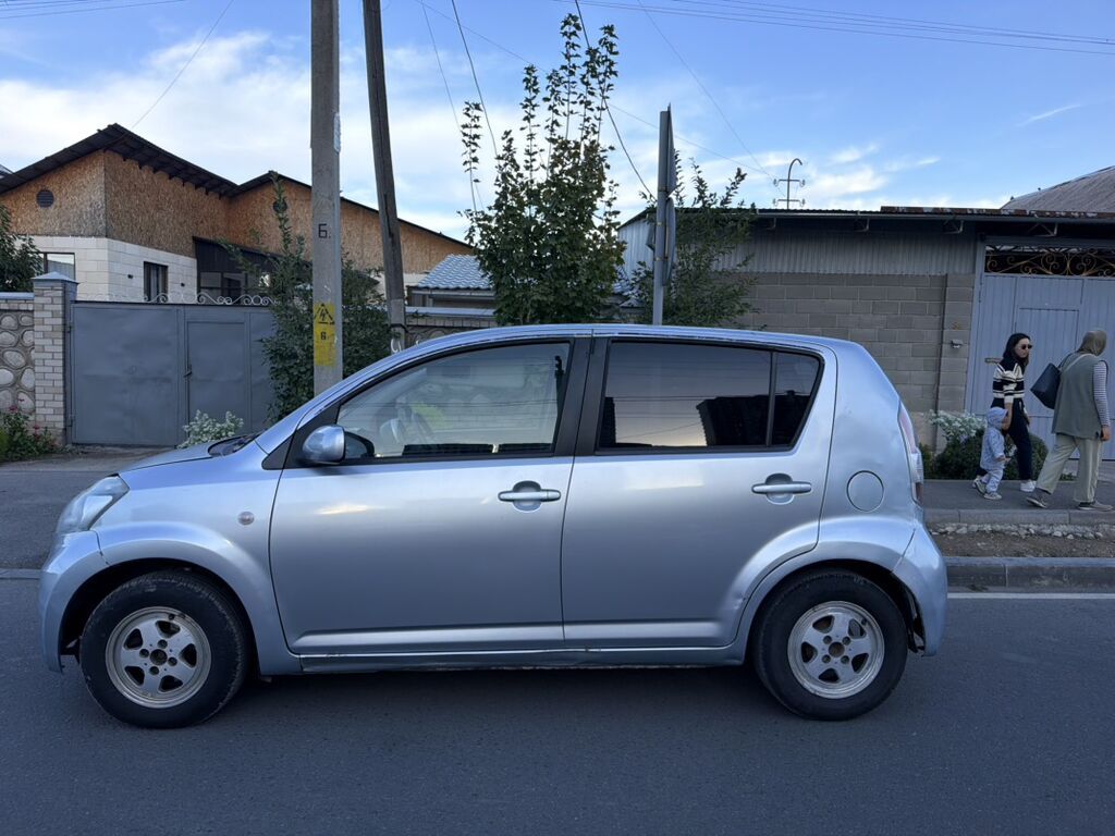 Toyota Passo: 2005 г., 1 л, Автомат, Бензин, Хэтчбэк: фото 6