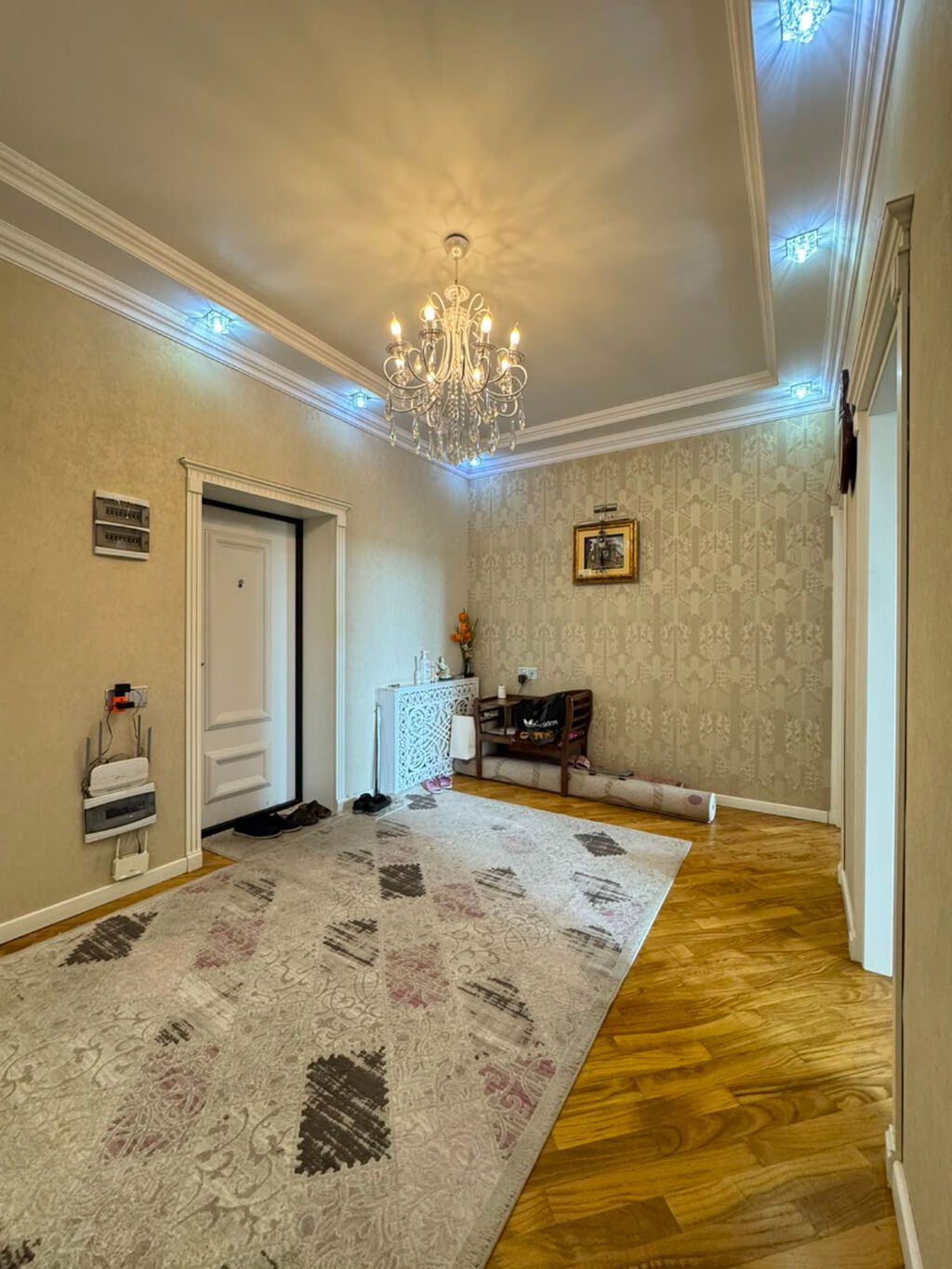 2 otaqlı, Yeni tikili, m. 20 Yanvar, 105 kv. m