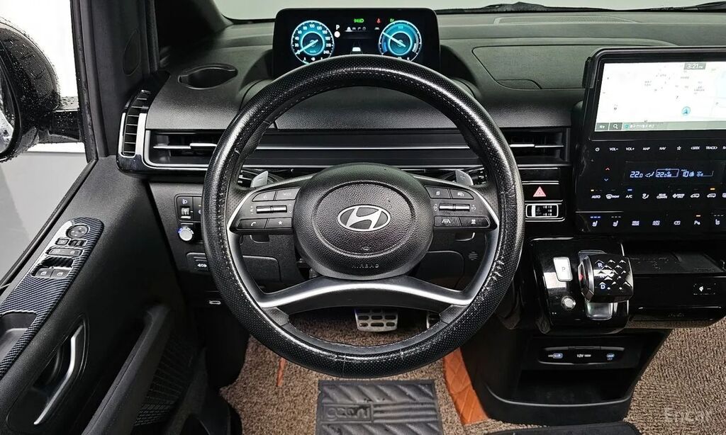 Hyundai Staria: 2024 г., 1.6 л, Робот, Гибрид, Минивэн: фото 6
