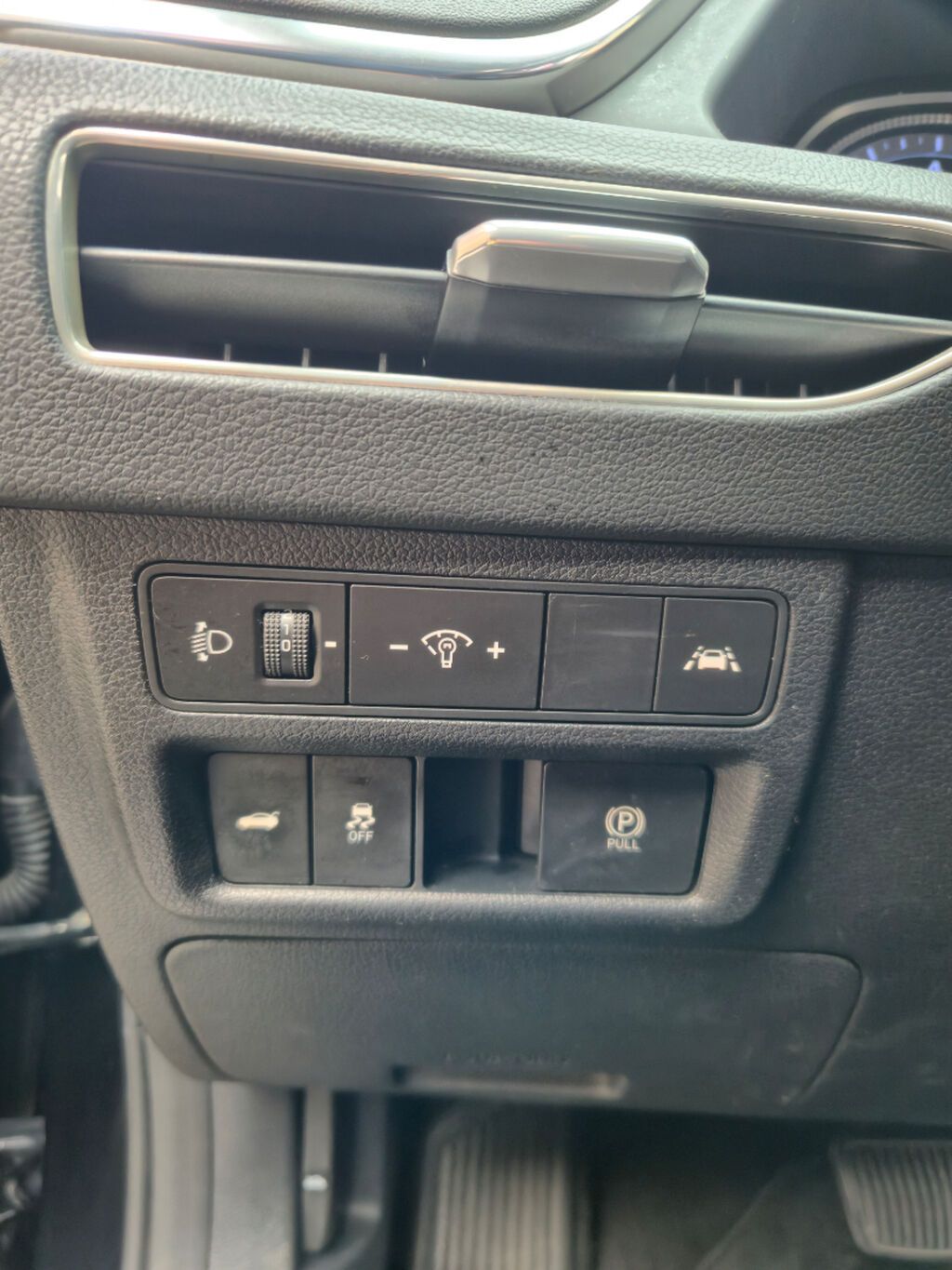Hyundai Sonata: 2019 г., 2 л, Автомат, Газ, Седан: фото 5