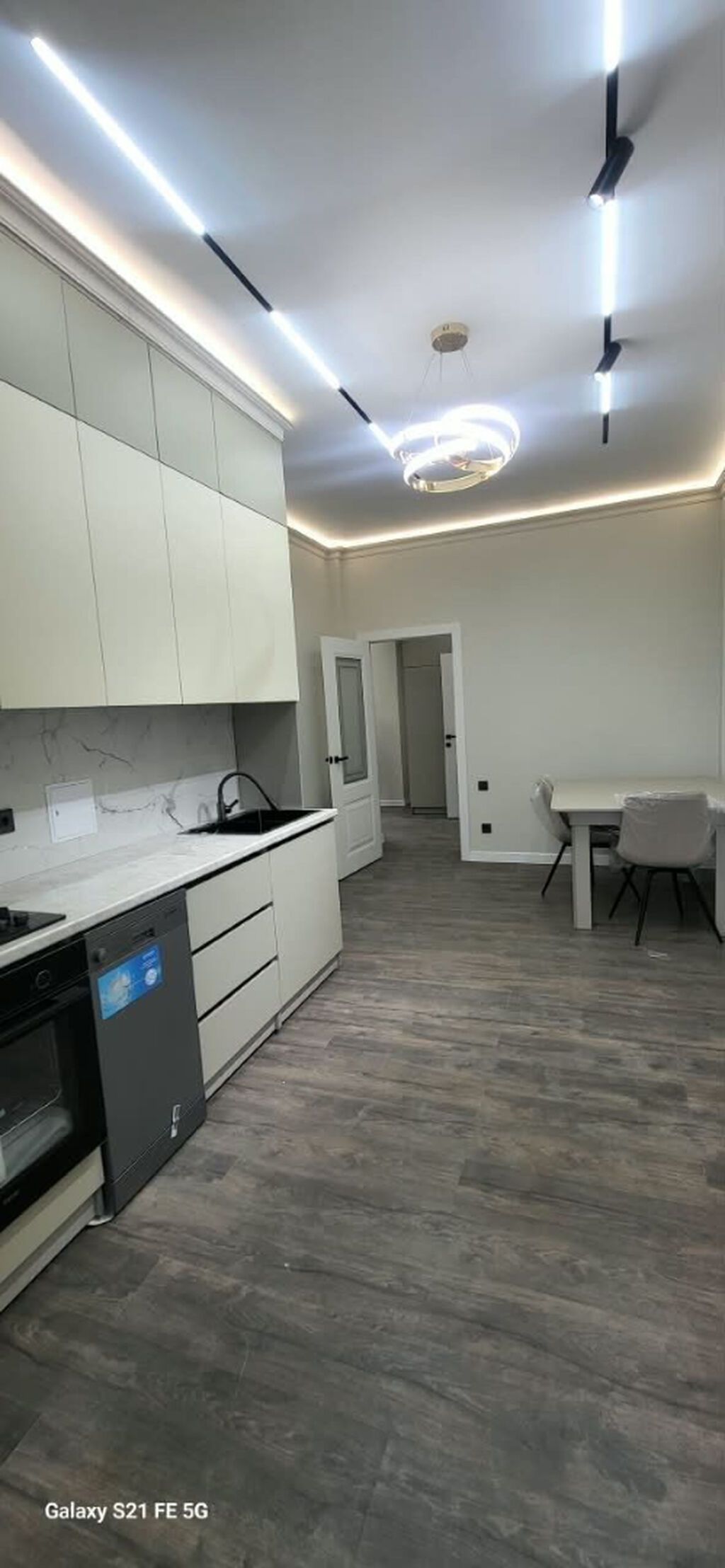2 комнаты, 62 м², Золотой квадрат Элитка, 4 этаж, Дизайнерский ремонт: фото 5