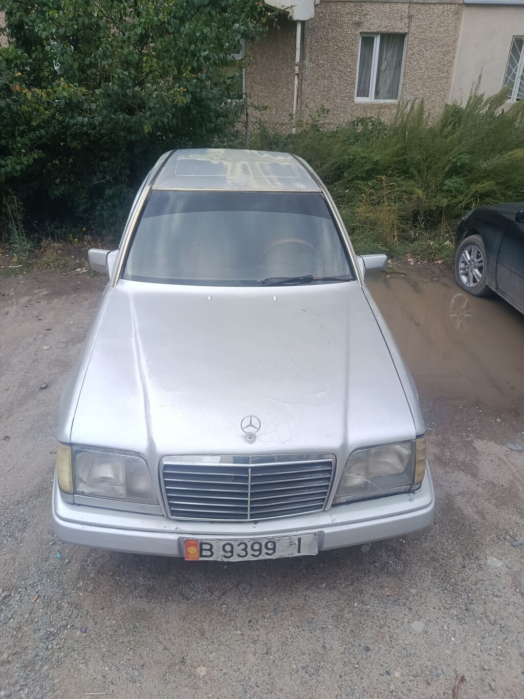 Mercedes-Benz W124: 1994 г., 2 л, Механика, Бензин, Седан: фото 3