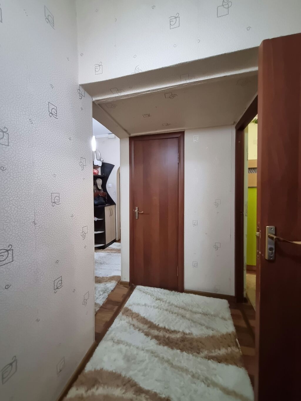3 комнаты, 70 м², Улан мкр 106 серия, 6 этаж, Старый ремонт: фото 8