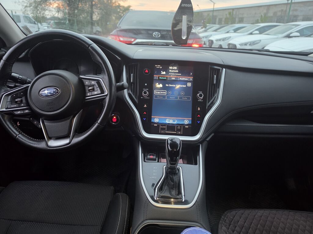 Subaru Legacy: 2020 г., 2.5 л, Автомат, Бензин, Седан: фото 4